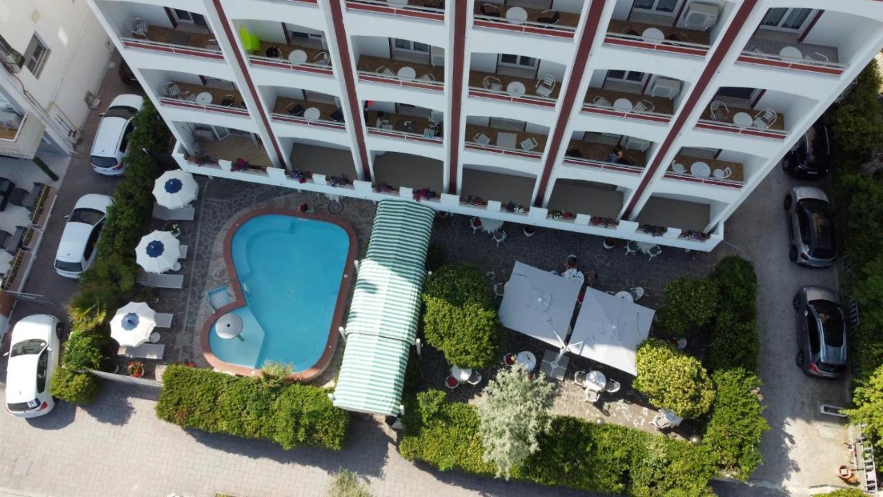 Golf & Beach Hotel Milano Marittima Exterior photo